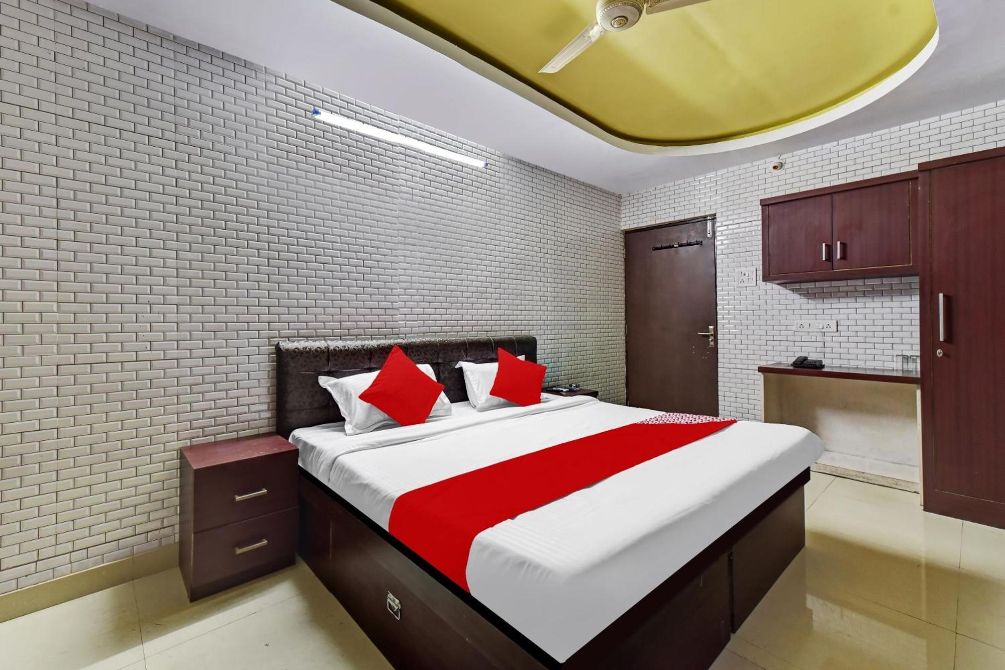 Hotel O Eleven Hotel & Banquet Kota  Ngoại thất bức ảnh