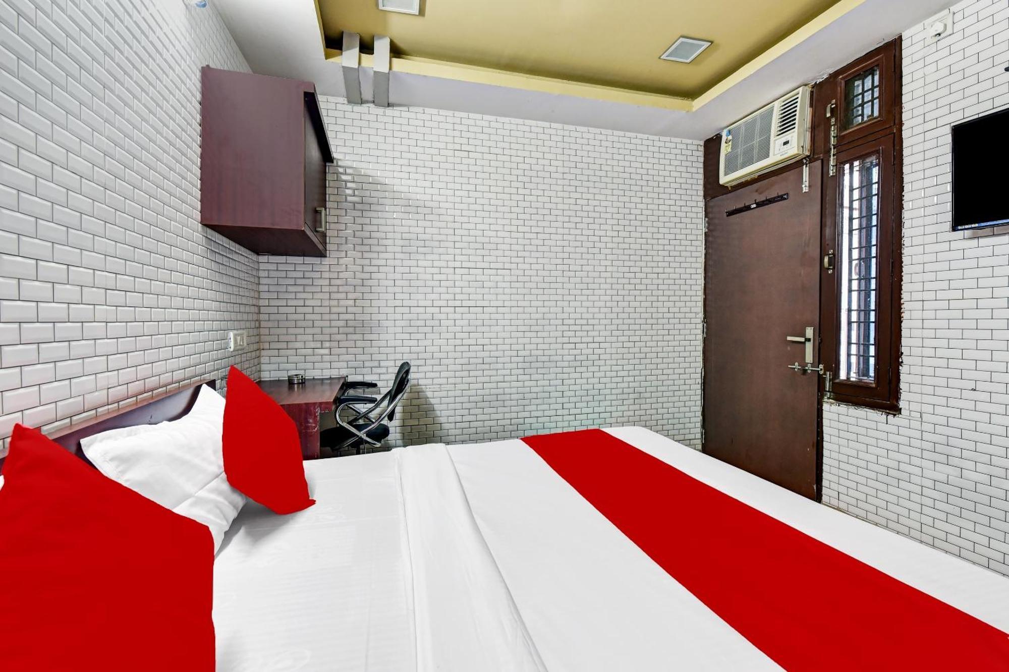Hotel O Eleven Hotel & Banquet Kota  Ngoại thất bức ảnh