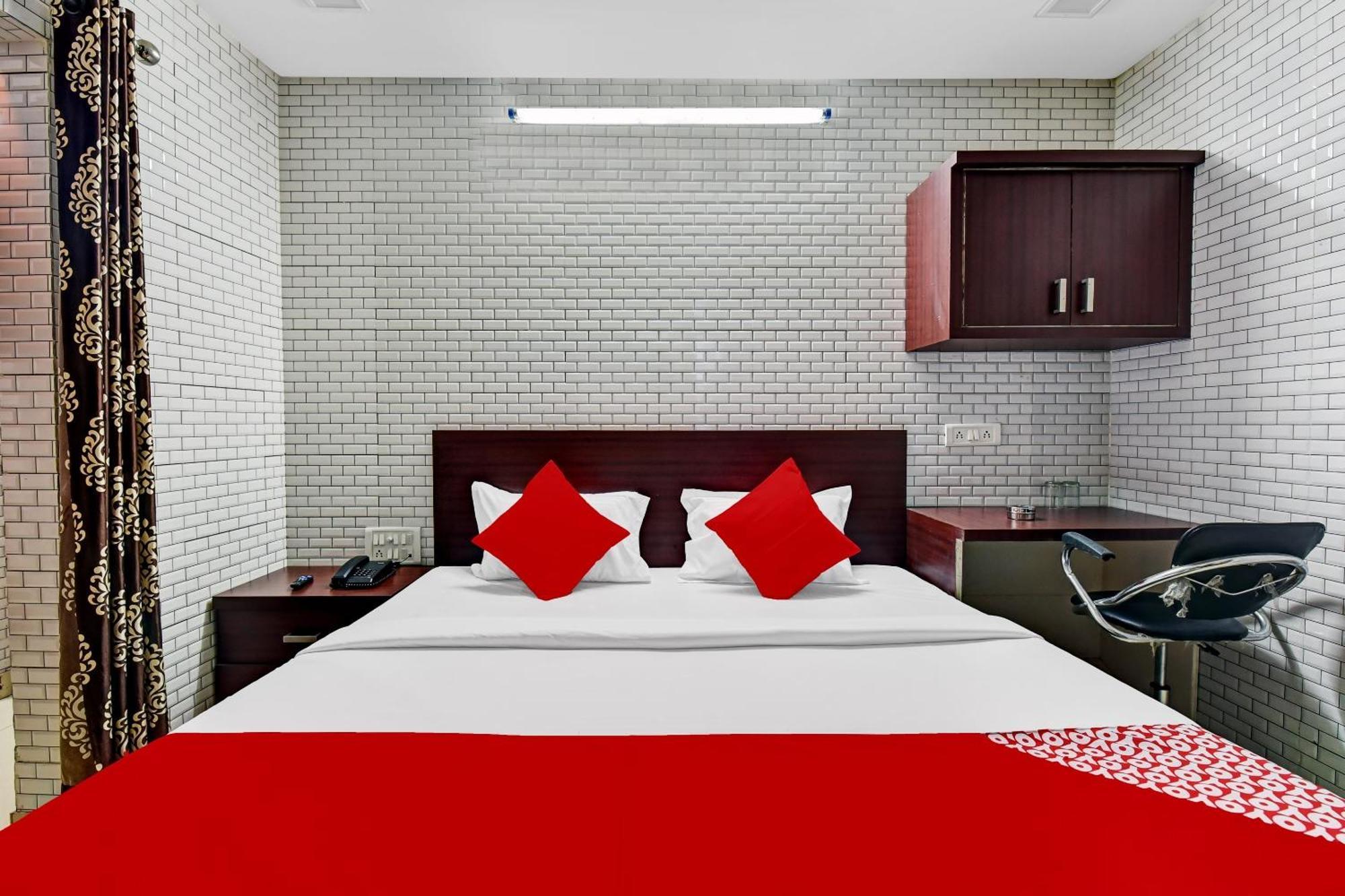 Hotel O Eleven Hotel & Banquet Kota  Ngoại thất bức ảnh