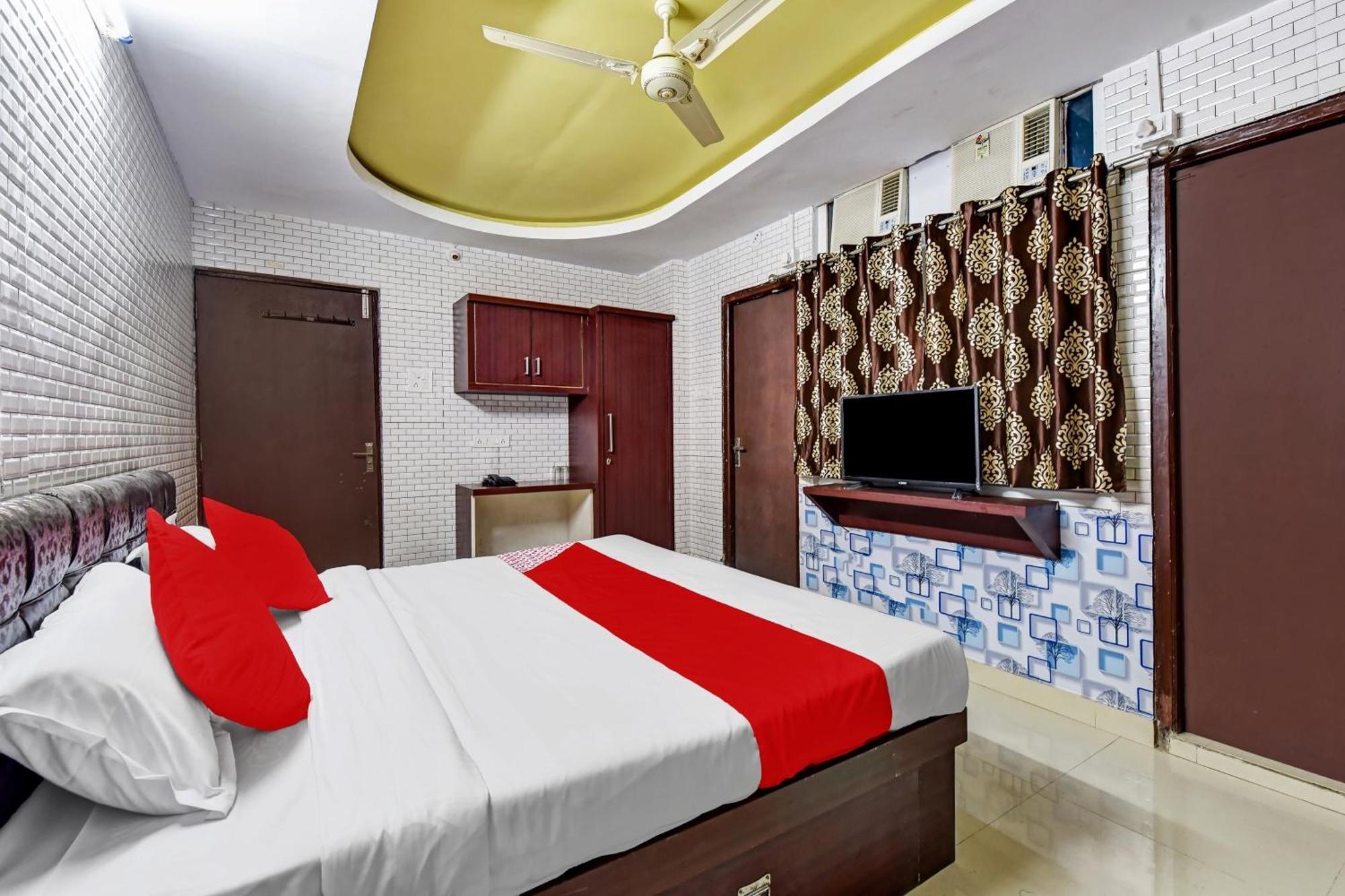 Hotel O Eleven Hotel & Banquet Kota  Ngoại thất bức ảnh