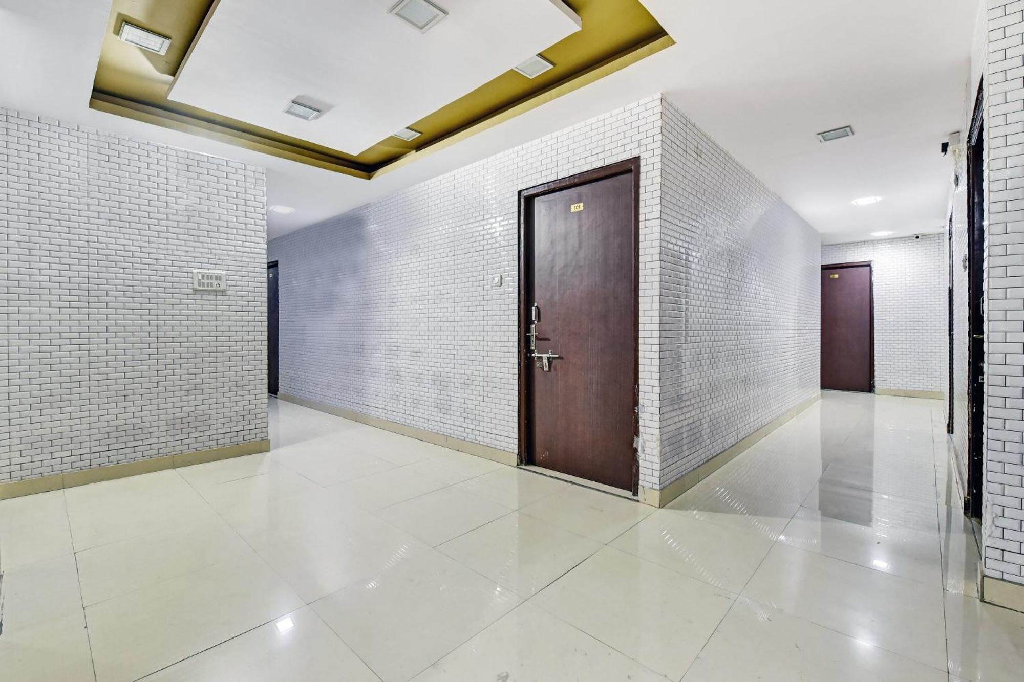 Hotel O Eleven Hotel & Banquet Kota  Ngoại thất bức ảnh