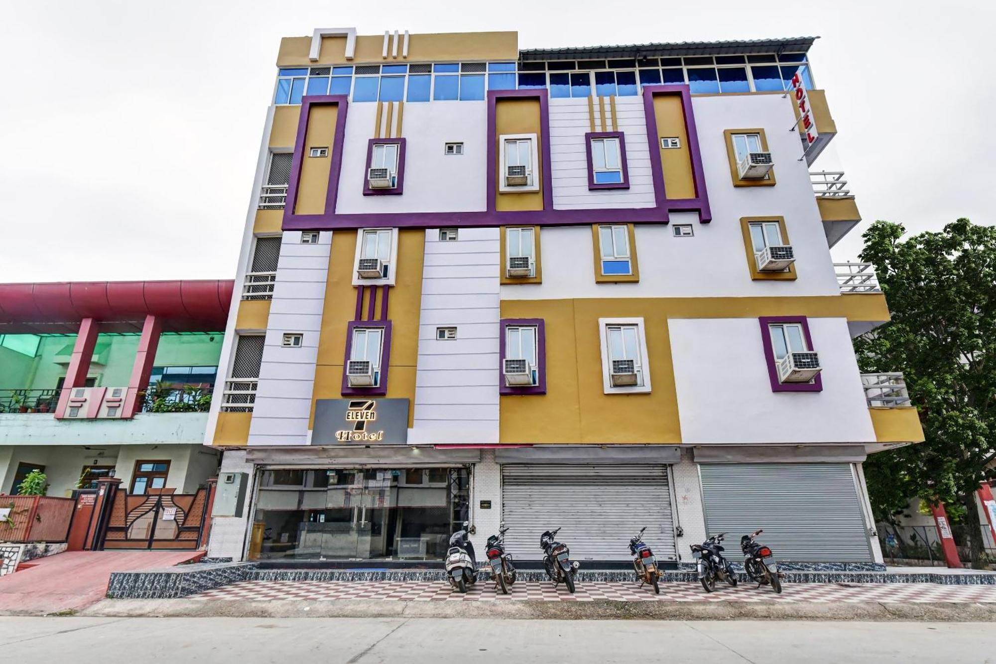 Hotel O Eleven Hotel & Banquet Kota  Ngoại thất bức ảnh