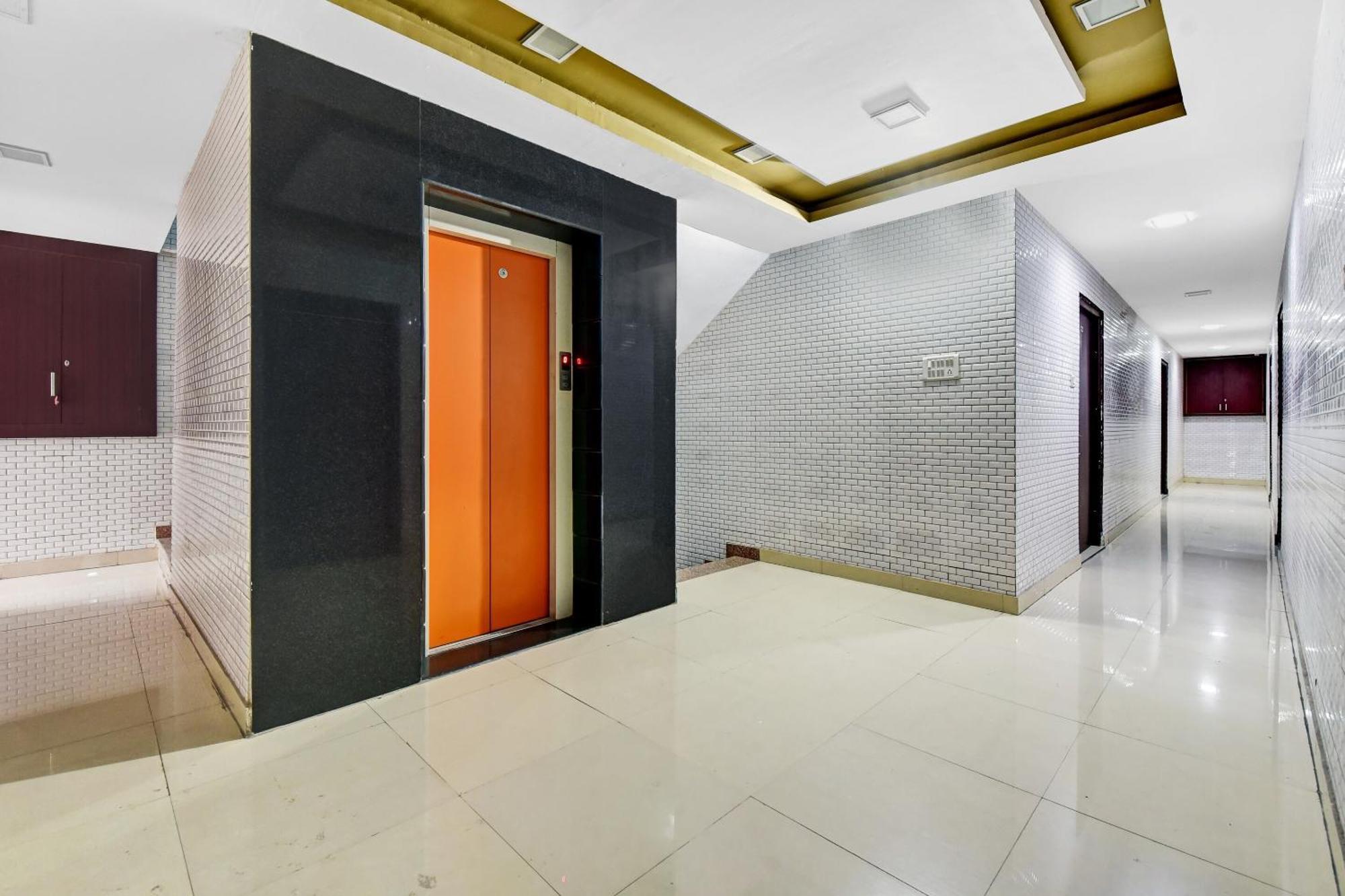Hotel O Eleven Hotel & Banquet Kota  Ngoại thất bức ảnh