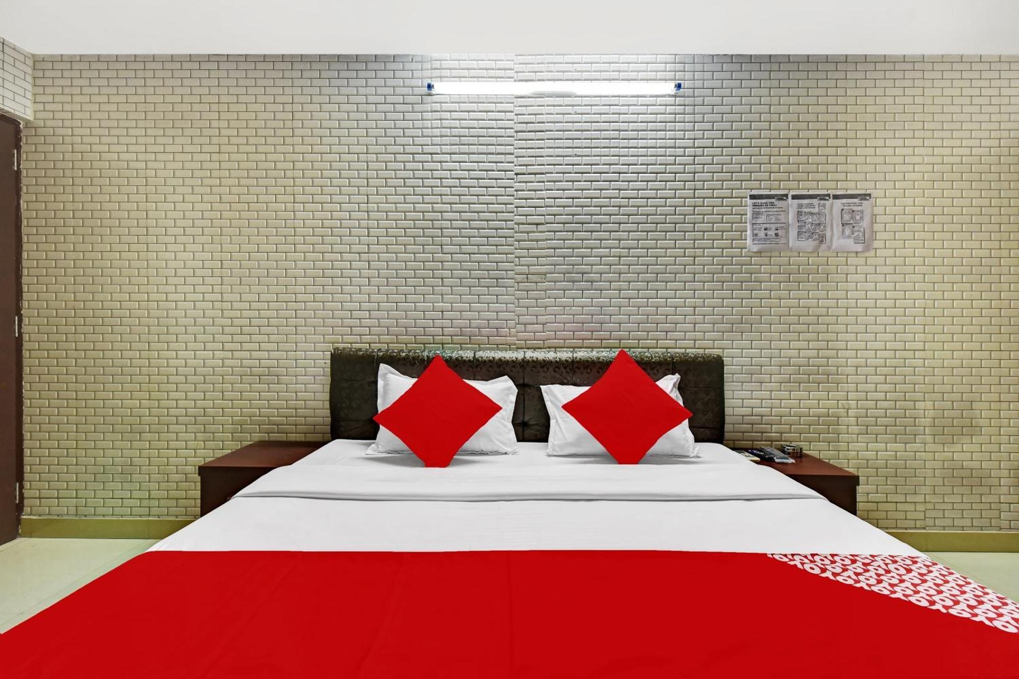 Hotel O Eleven Hotel & Banquet Kota  Ngoại thất bức ảnh